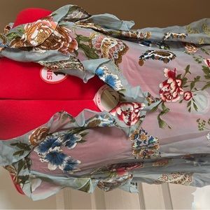 Alice & Olivia silk cold shoulder blouse size S/P